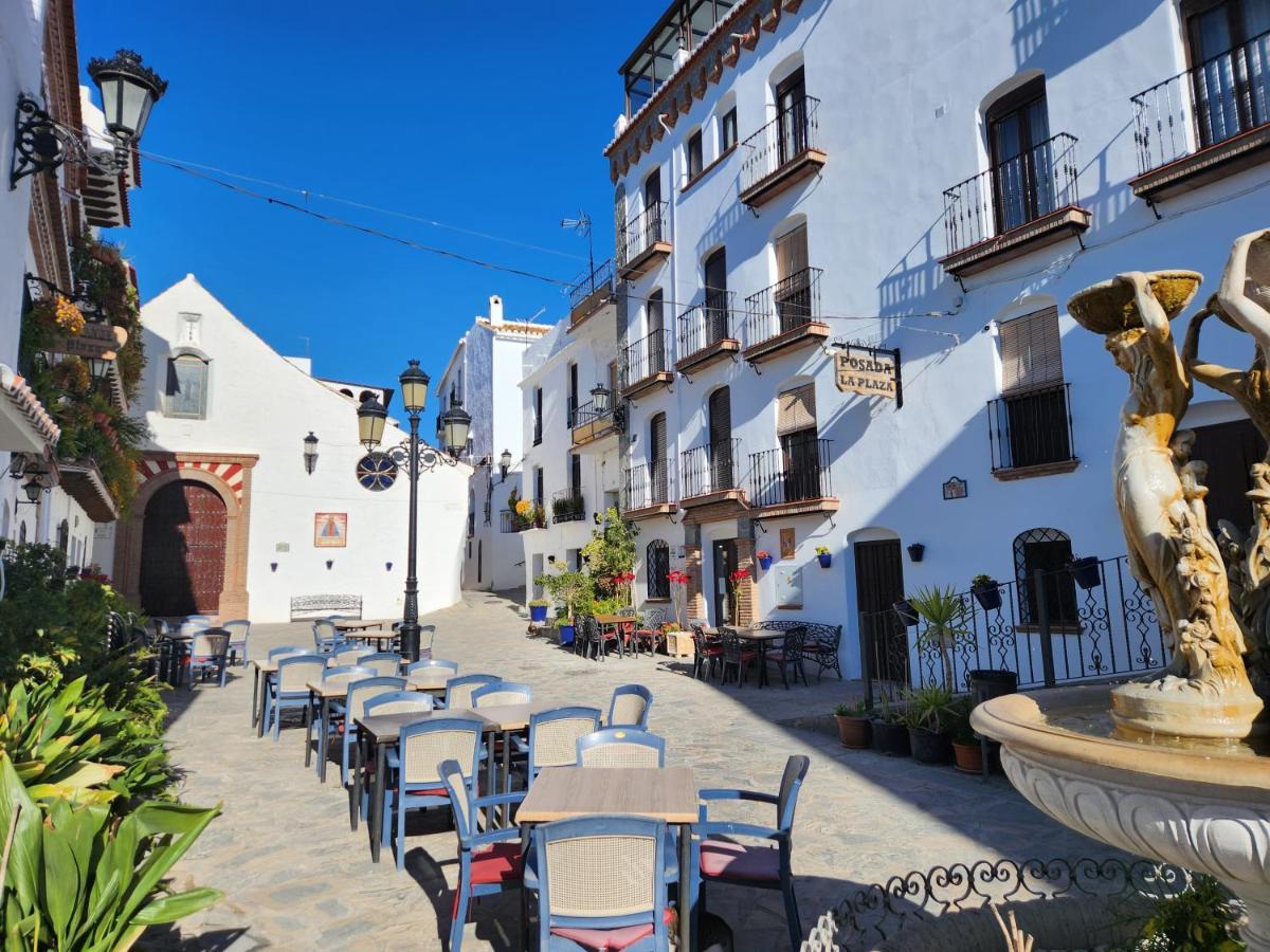 Posada La Plaza Canillas de Albaida Extérieur photo